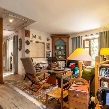Chez Bernard Et Marie לינה וארוחת בוקר